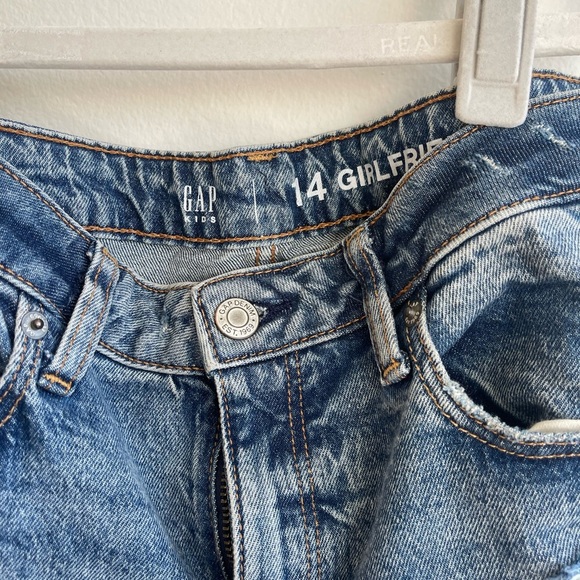 GAP Kids Distressed Blue Jeans - Picture 3 of 4
